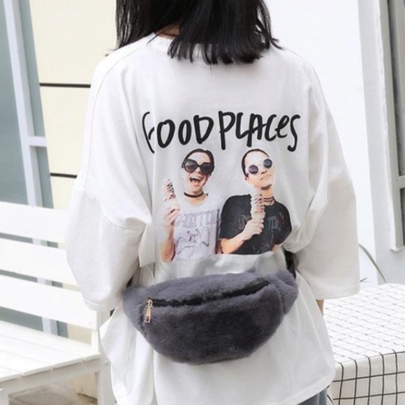 NWT Blue Plush Waist Bag Fluffy Fanny Pack Crossbody Travel Pouch - Picture 1 of 11